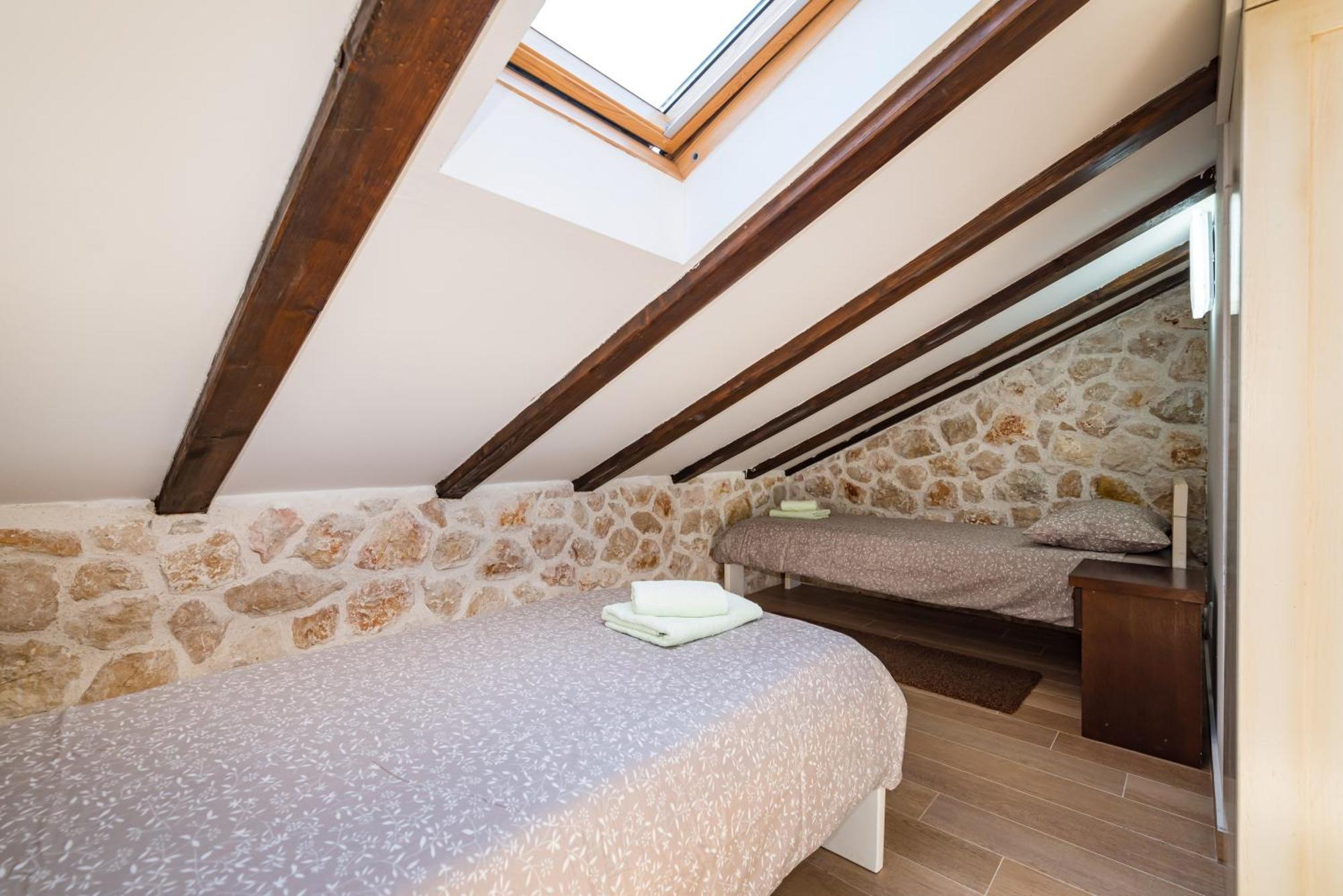 Stone House Villa Razanac Bagian luar foto