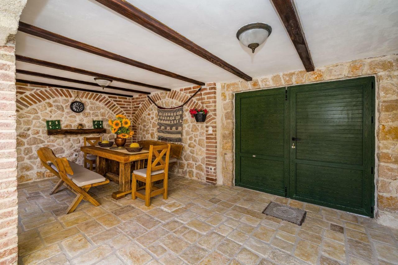 Stone House Villa Razanac Bagian luar foto